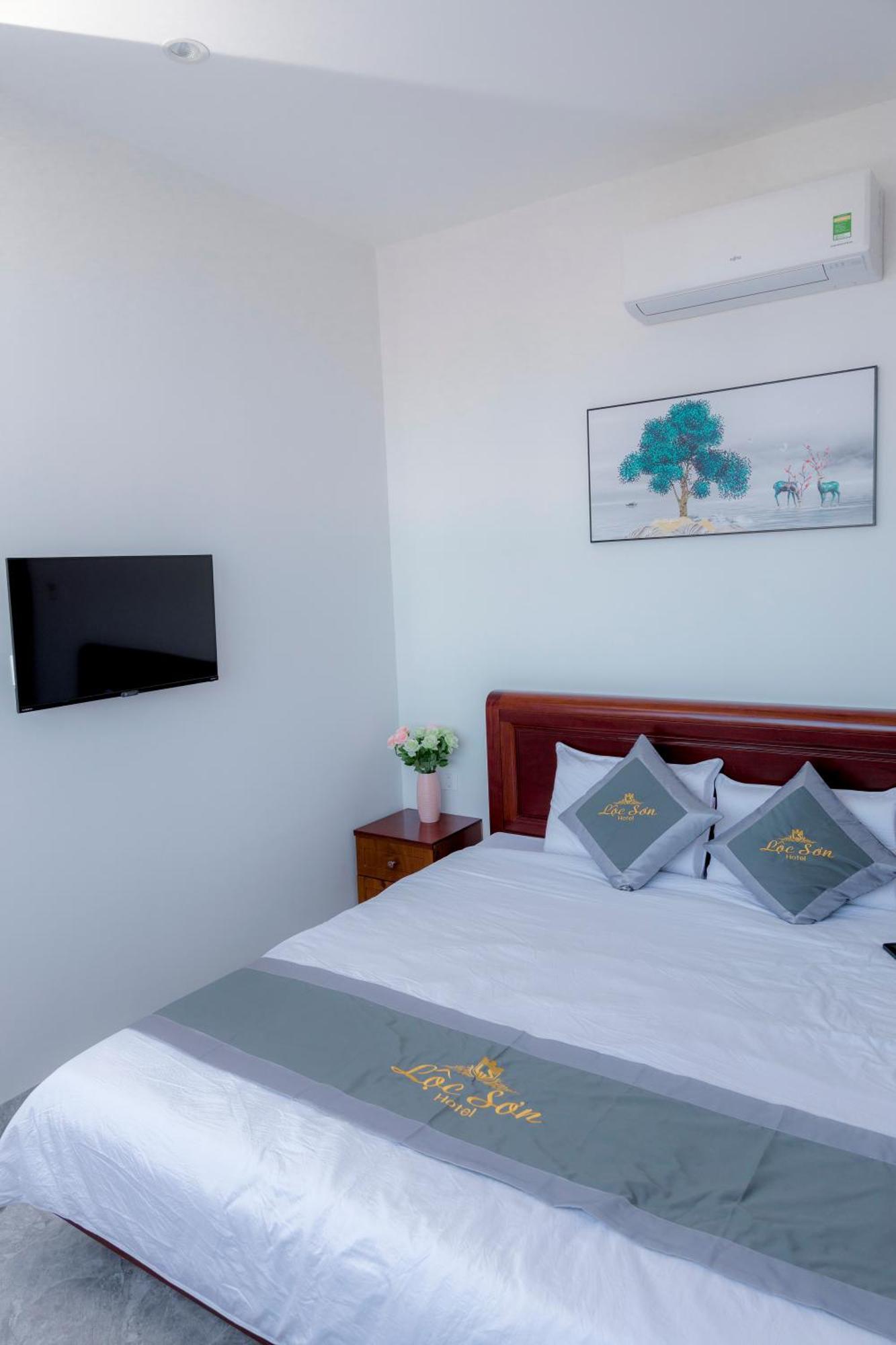 Loc Son Hotel Buon Ma Thuot Εξωτερικό φωτογραφία