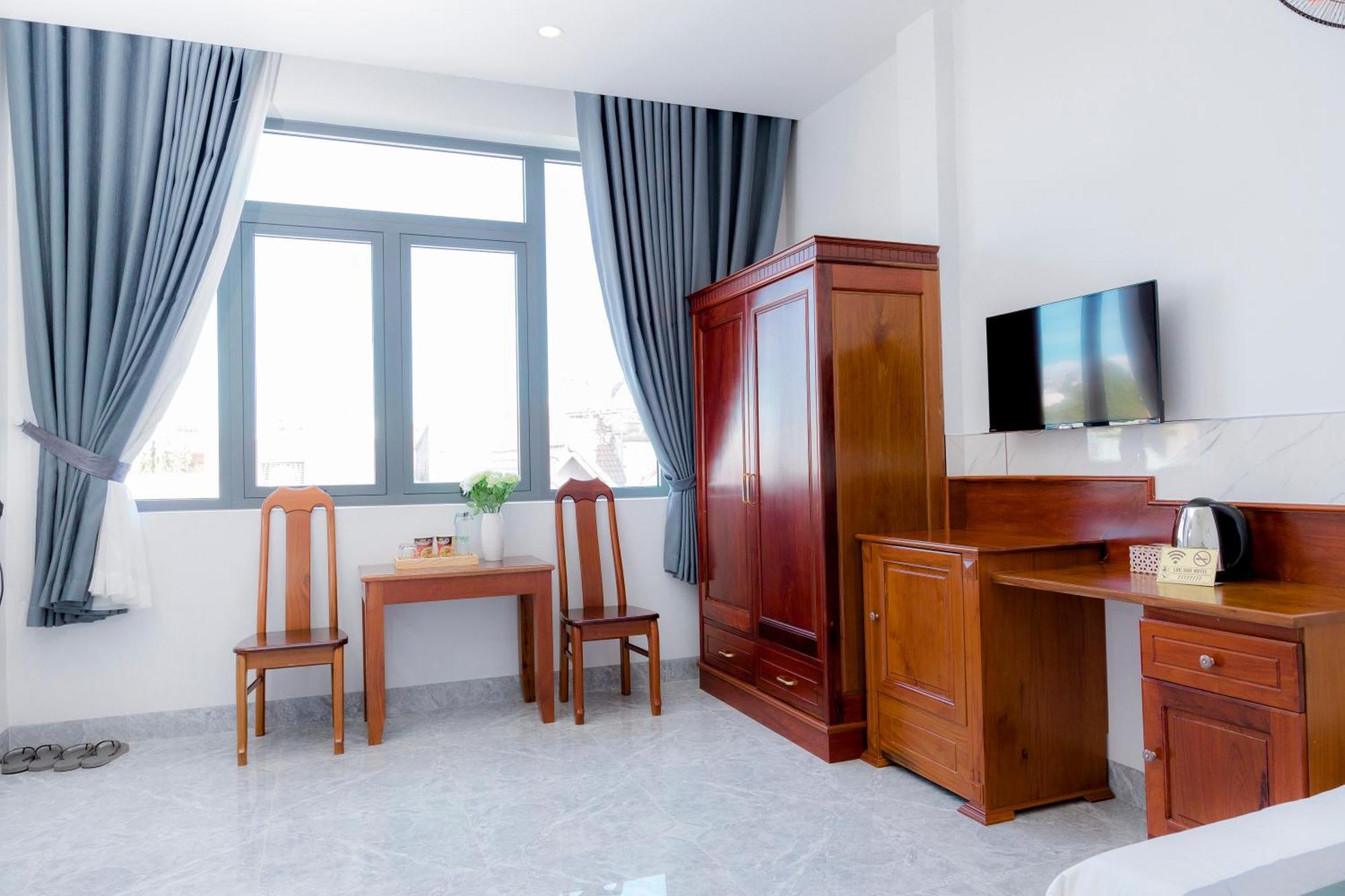 Loc Son Hotel Buon Ma Thuot Εξωτερικό φωτογραφία